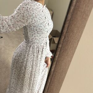 SOLD Long sleeve long maxi dress + belt. Size 38 (medium) w back zipper US si…